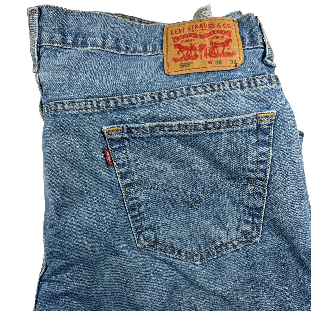 Levi's 569 Men's 36x32 Blue Dark Wash Straight Jeans Loose Fit Mid Rise 5-Pocket